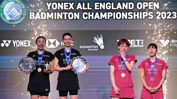 羽毛球雙打發(fā)球邊界怎么算？避免犯規(guī)的關(guān)鍵點(diǎn)