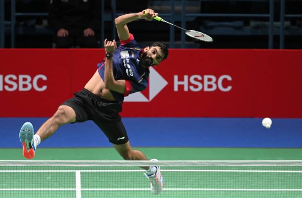 羽毛球拍重量指南：4U和10U分別適合哪些打法？