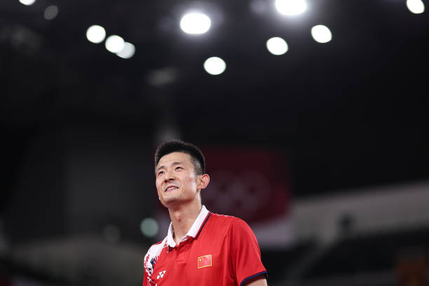 知乎熱議：尤尼克斯VS李寧，哪款羽毛球拍更值得買？