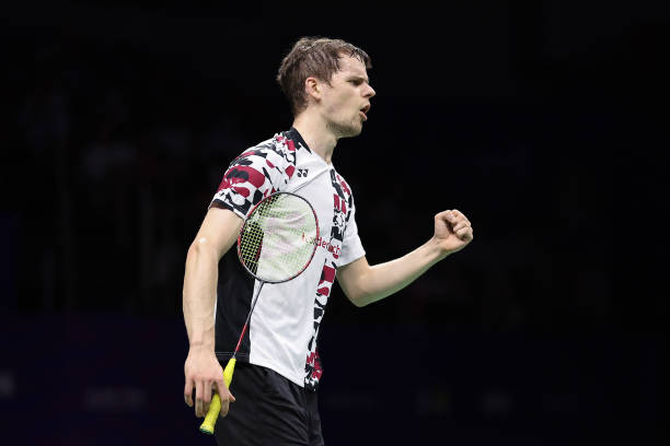 尤尼克斯、李寧、勝利：三大頂級羽毛球拍品牌橫向評測