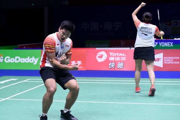 陳雨菲2-0橫掃對手，輕松晉級下一輪！