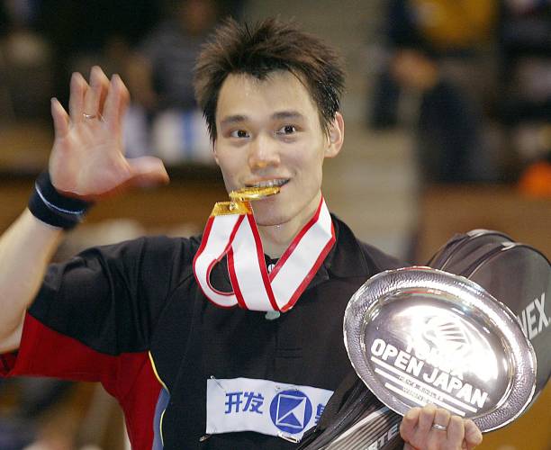 專業(yè)選手都在用哪種？4U與8U羽毛球拍的優(yōu)缺點(diǎn)對比