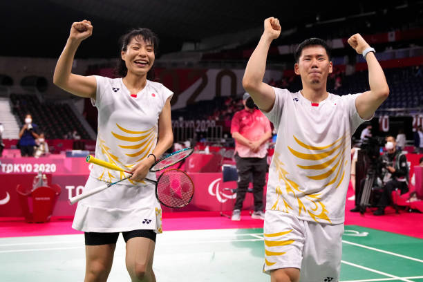 王小羽實戰(zhàn)教學(xué):羽毛球單打戰(zhàn)術(shù)與步伐解析