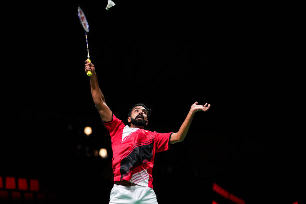 諶龍好高！身高+技術=無敵？解析他的戰(zhàn)術打法