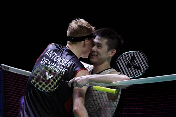 羽毛球館墻壁顏色規(guī)范:深色背景的科學(xué)依據(jù)