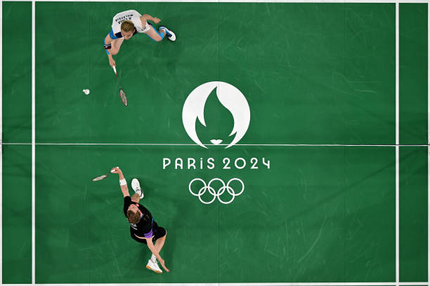 單打VS雙打扣殺技巧差異，實(shí)戰(zhàn)中如何靈活運(yùn)用？