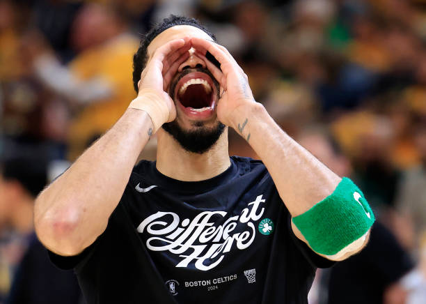 2025年菲律賓籃球聯(lián)賽:得分王與籃板王是誰?