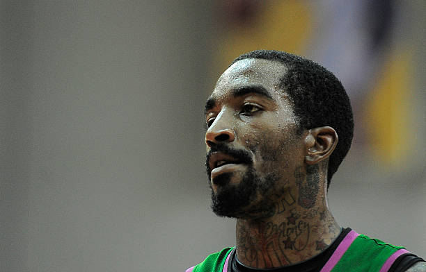 籃球場(chǎng)地的線條與標(biāo)記:規(guī)則與意義