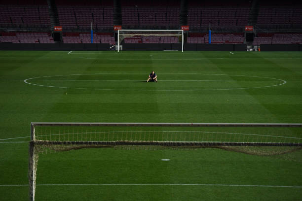 歐冠杯淘汰賽時(shí)間表：哪支球隊(duì)能笑到最后？