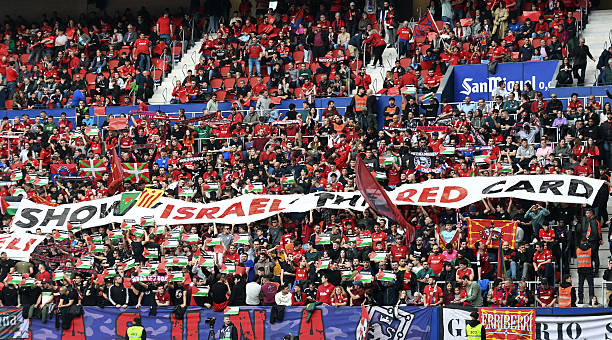 角球是怎么判罰的？裁判視角下的規(guī)則解讀