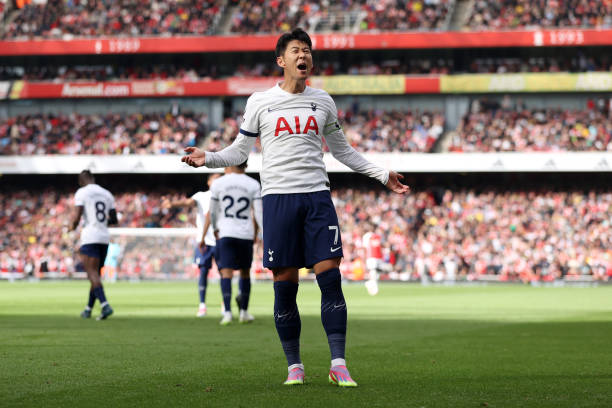 塞蒂恩下課導(dǎo)火索？復(fù)盤巴薩2-8拜仁的戰(zhàn)術(shù)潰敗