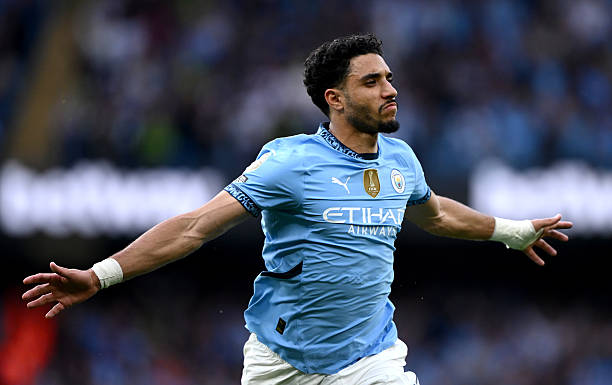 哥倫比亞晉級(jí)決賽，J羅6次助攻力壓梅西成賽事最佳