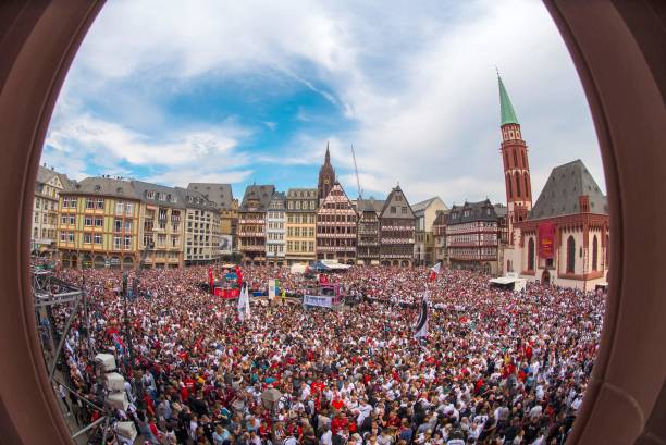 姆巴佩身價(jià)狂飆:盤(pán)點(diǎn)他職業(yè)生涯最高估值