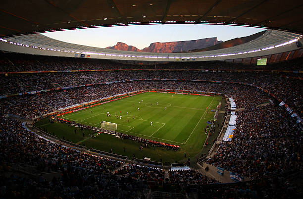 歐冠小組賽積分榜：巴黎圣日耳曼能否逆襲？關(guān)鍵戰(zhàn)前瞻