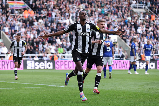 射門要領(lǐng)詳解：如何在不同位置選擇最佳射門方式