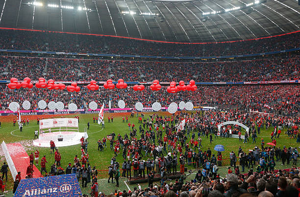 古利特效力AC米蘭時穿的是幾號球衣？