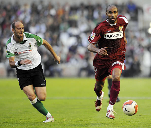 歐冠經(jīng)典戰(zhàn)役回放：CCTV5獨(dú)家高清全場(chǎng)錄像