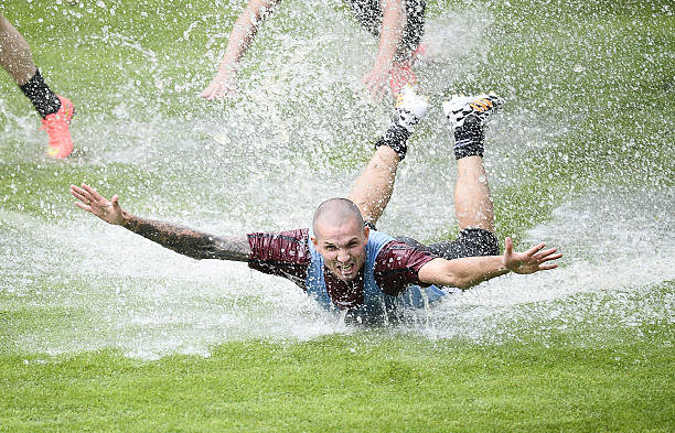 （以數(shù)據(jù)為核心，客觀性強(qiáng)）