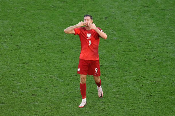 未來誰(shuí)主沉??？從財(cái)政狀況和年輕才俊儲(chǔ)備，展望德甲與西甲的發(fā)展?jié)摿Α?></p><p style=