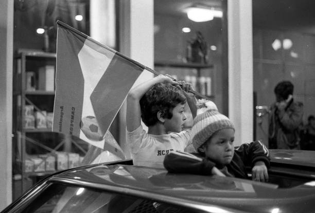 姆巴佩的技術(shù)與爆發(fā)力：為何他如此難以防守？