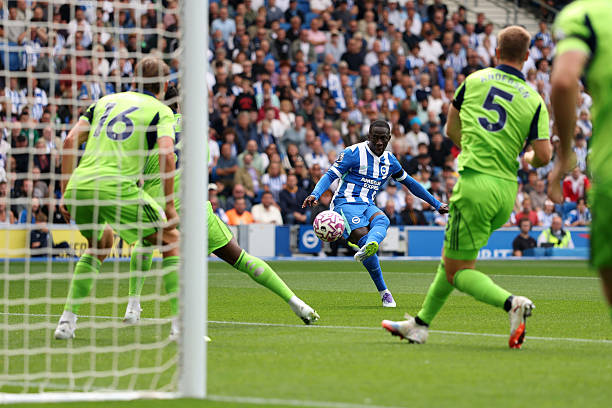 金球獎(jiǎng)之夜:梅西擊敗皇馬雙星本澤馬、維尼修斯