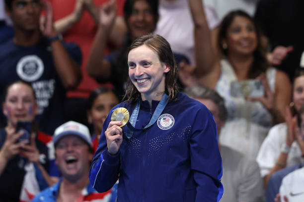 嬰兒游泳的利與弊:家長必讀指南