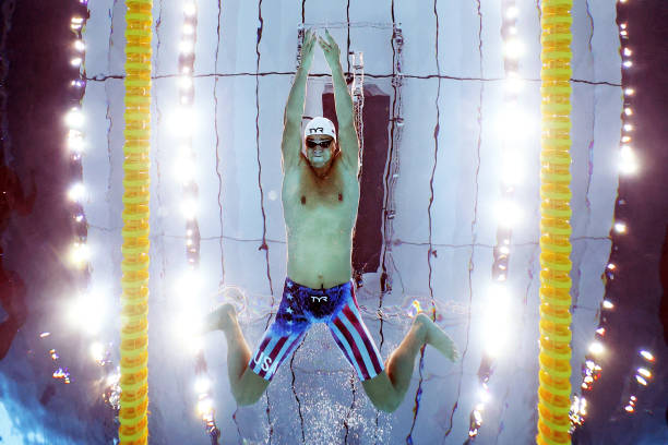 解夢(mèng)指南：如何理解夢(mèng)見(jiàn)游泳和魚(yú)的不同場(chǎng)景？