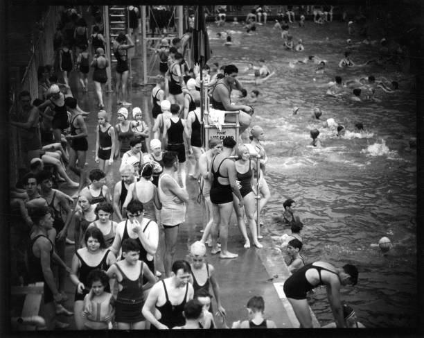 國外沙灘游泳場安全指南：如何選擇適合的游泳課程