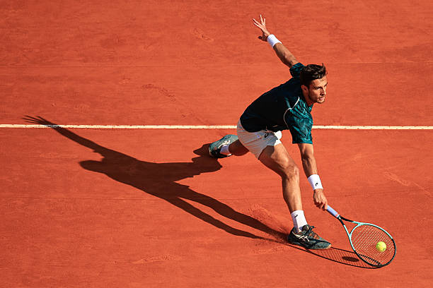 快速掌握桑普拉斯球拍型號(hào)的識(shí)別技巧