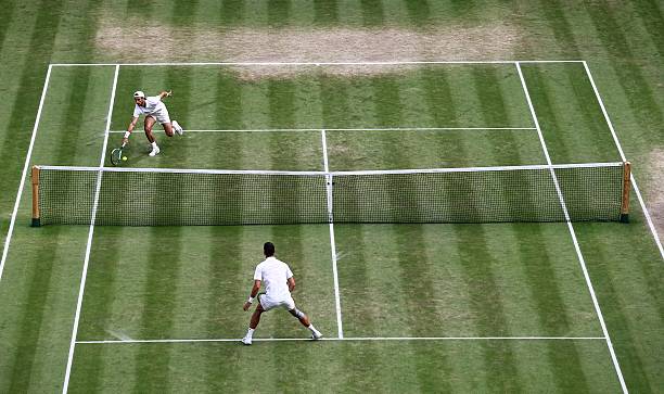 潘兵教練簡(jiǎn)歷:從職業(yè)球員到金牌教練的轉(zhuǎn)變