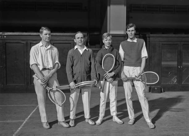 網(wǎng)球雙打戰(zhàn)術解析：如何利用場地優(yōu)勢贏得比賽？