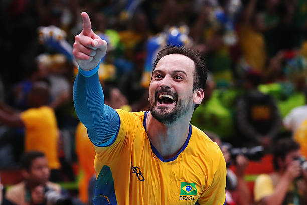 室內(nèi)排球場(chǎng)面積多大合適？業(yè)余與職業(yè)場(chǎng)地差異分析