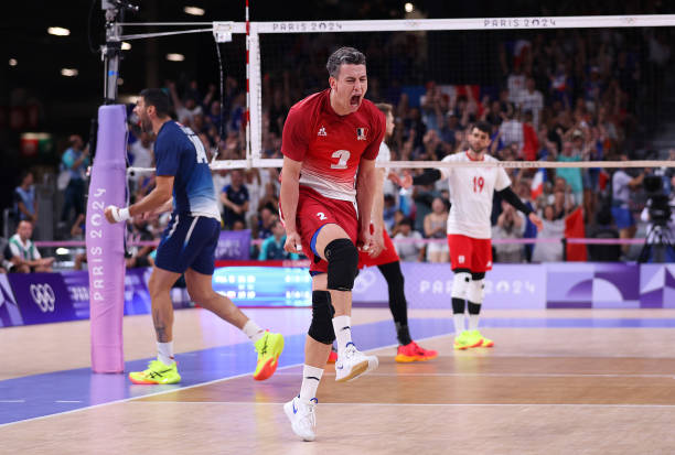 標(biāo)準(zhǔn)排球場(chǎng)的長(zhǎng)度是多少？