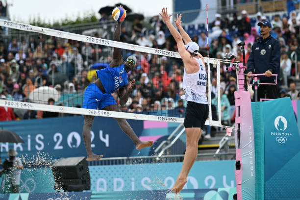 郎平退休薪資背后的故事:體育界的待遇現(xiàn)狀