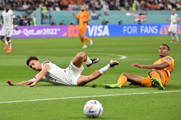 世界杯激戰(zhàn)正酣,戰(zhàn)術(shù)分析與勝負(fù)關(guān)鍵因素揭秘