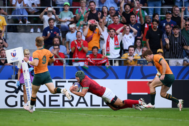 世界杯直播視頻在線直播免費(fèi)觀看劇情解析:主角的成長與救贖之路